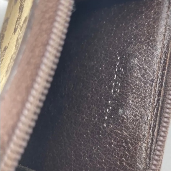 Gucci Coin wallet. - Picture 9 of 10